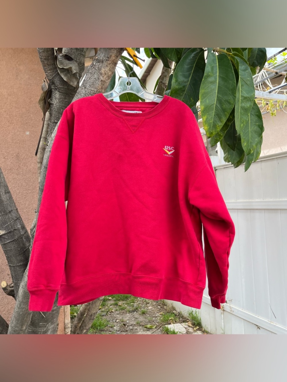 Vintage 90s USC Trojans Sweatshirt Embroidered Small Logo Sweatshirt in Red